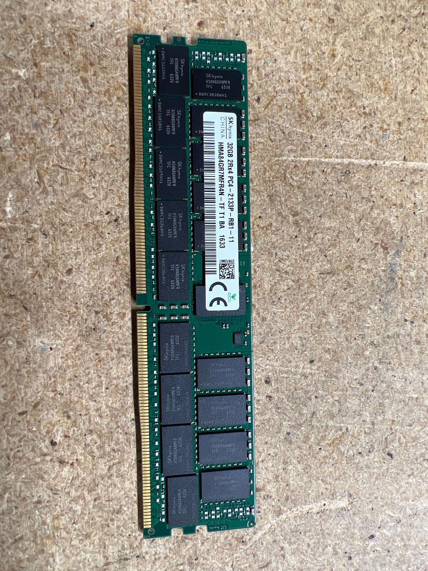 SK Hynix 32GB 2Rx4 PC4-2133P DDR4 Server RAM PN: HMA84GR7MFR4N-TF 2nd :HMA84GR7MFR4N-TF: Alt () Other //