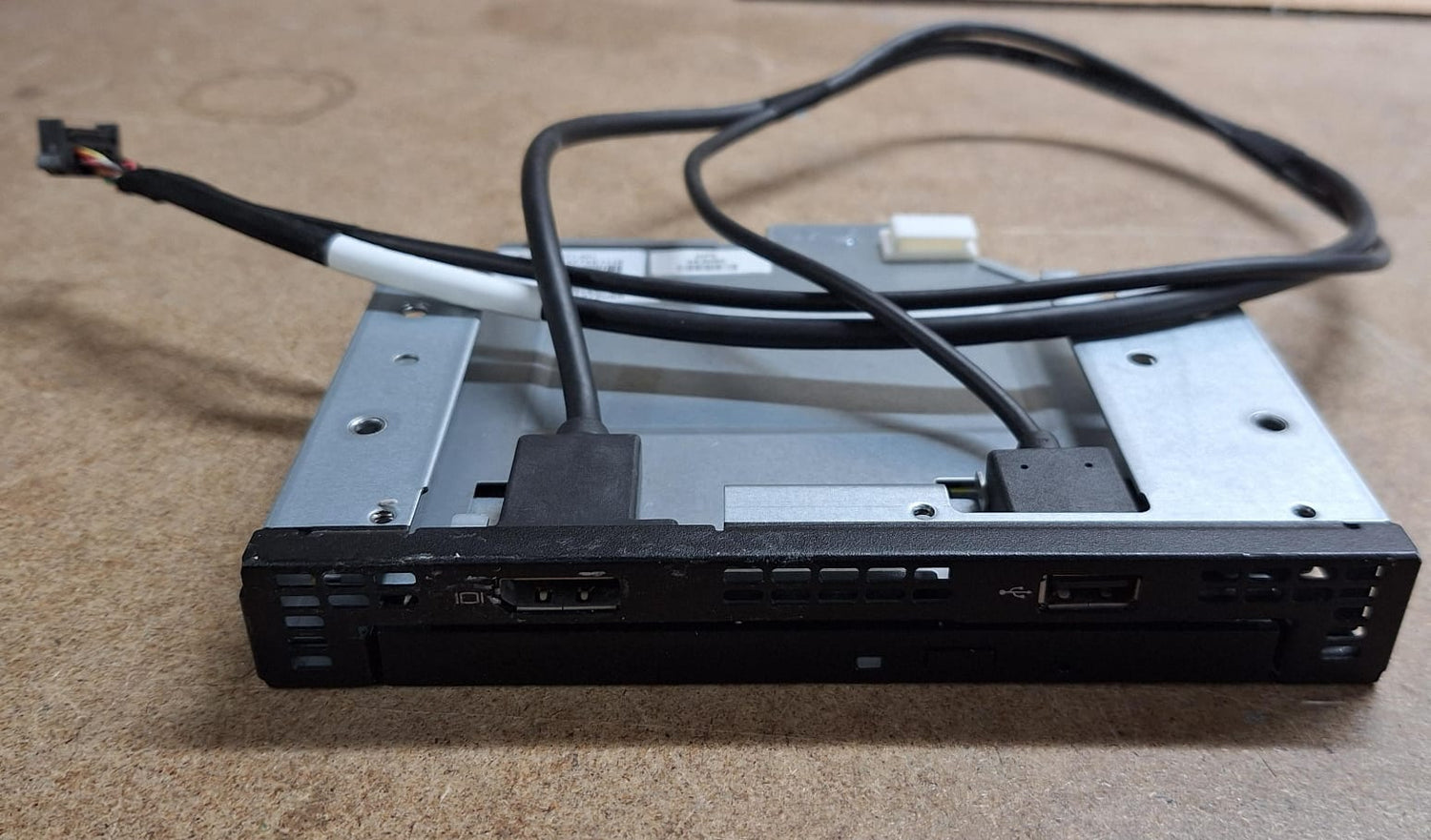 HP 875560-001 DL360 G10 8 SFF Optical Bay Assembly  2nd :: Alt () Other /875560-001/