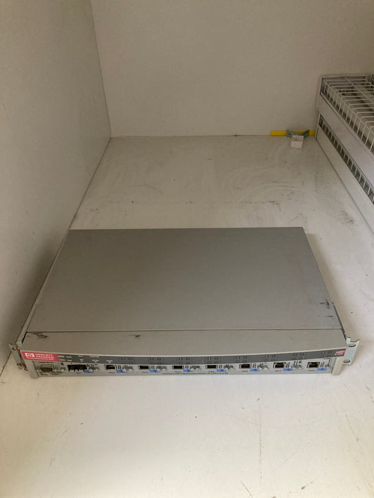 Switch HP Modular Advance Stack Switch 800T PN:J3245A 2nd :J3245A: Alt () Other //