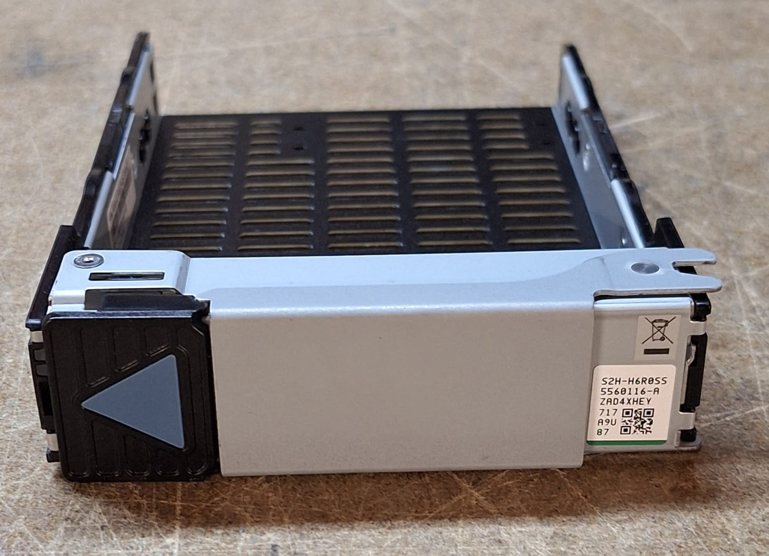 R0814-F0003-05 HGST G460-J-12 LFF HS Caddy  2nd :: Alt () Other //