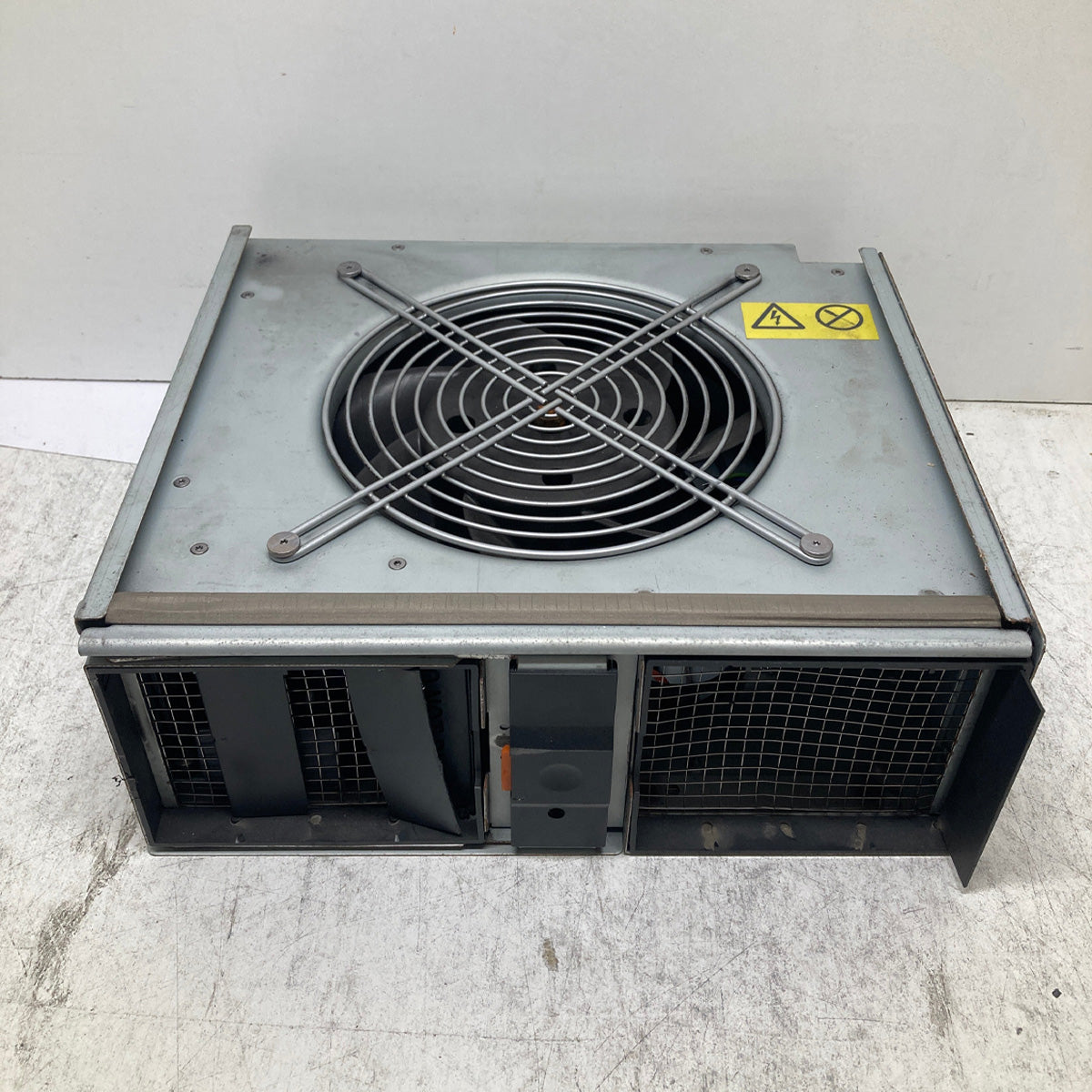 IBM Advanced Blower H SeriesBladeCenter 68Y8202 68Y8331  PN:68Y8205 2nd :68Y8205: Alt () Other //
