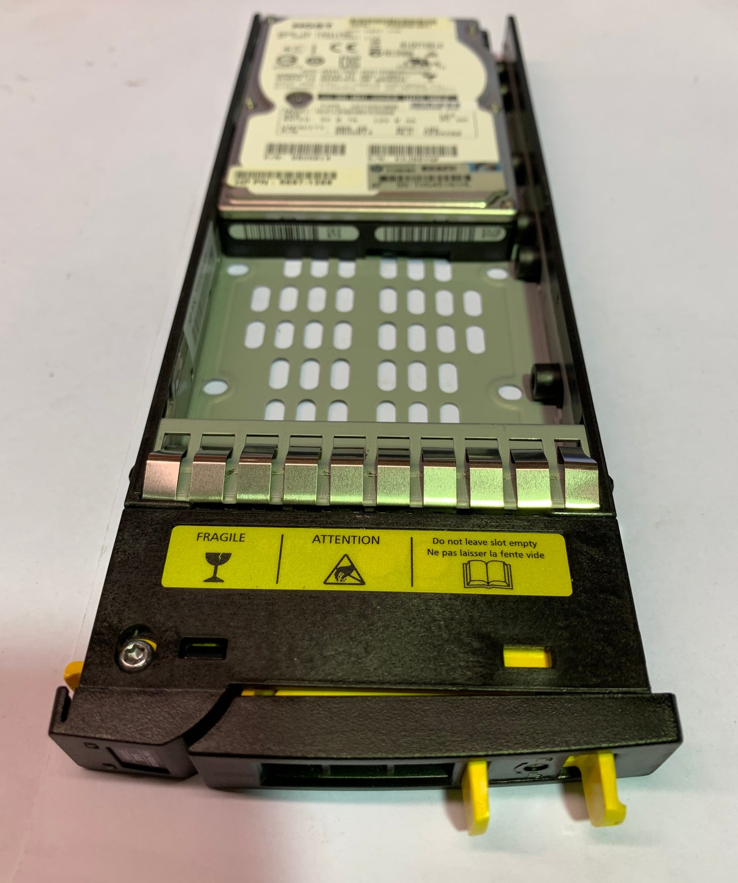 QR496A HP 3PAR Storserv M6710 900GB 6G SAS 10K Hard Disk Drive 2.5" 697389-001  702505-001 2nd :697389-001: Alt () Other //