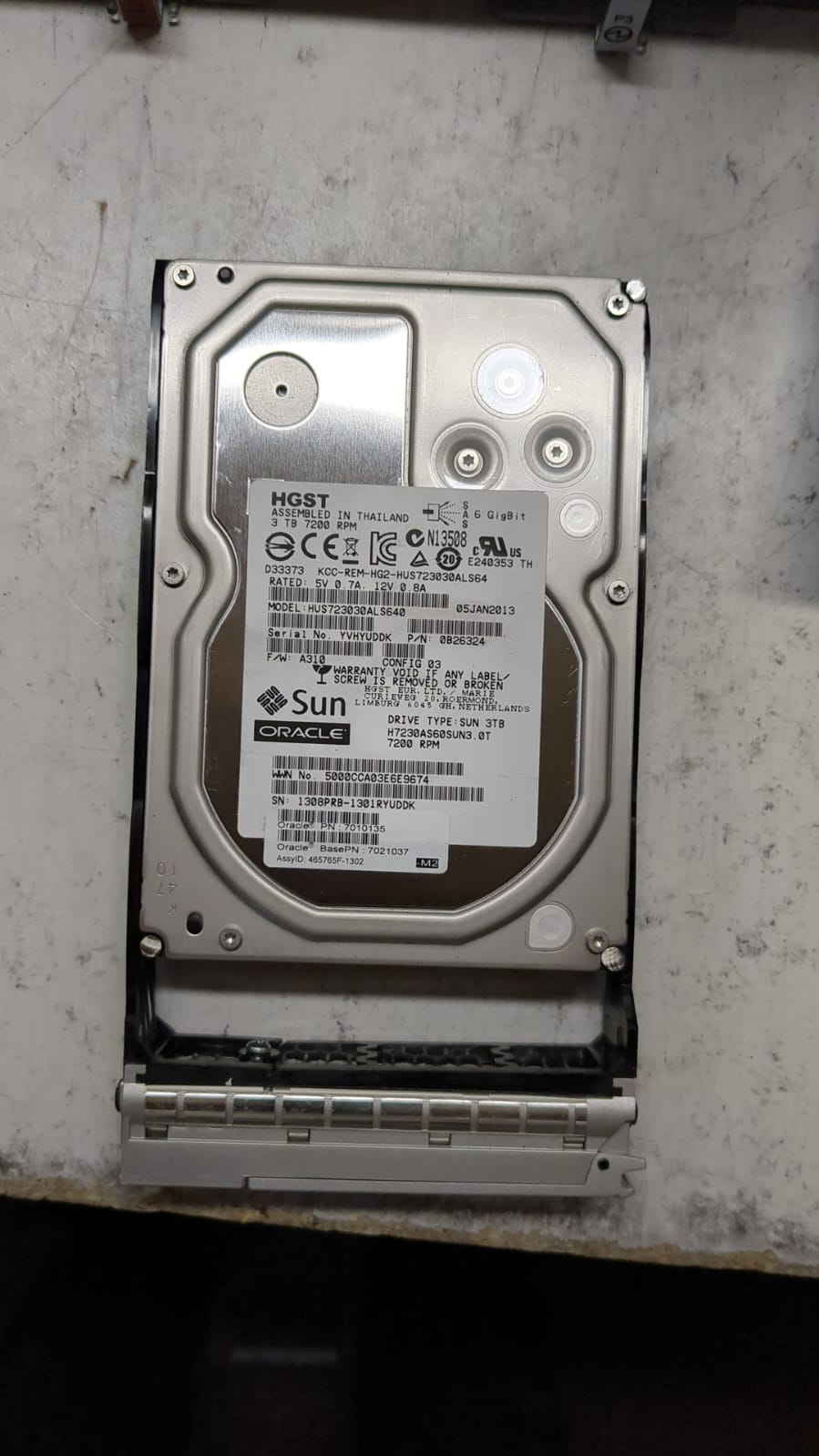 Sun Oracle 3TB 7.2K SAS Hard Disk Drive Hitachi 7010135 2nd :: Alt HUS723030A?LS640 Other //