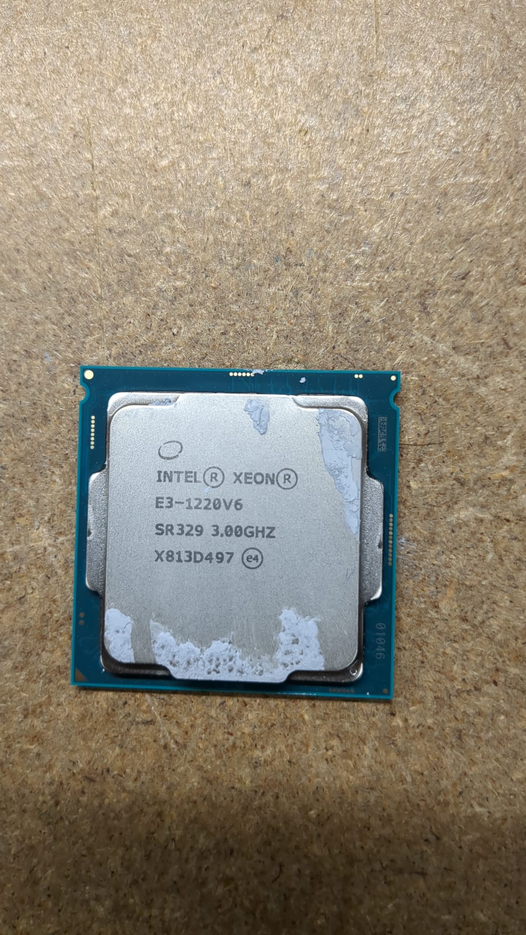 Intel Xeon E3-1220 V6 3.00GHz PN: SR329 2nd :SR329: Alt () Other //