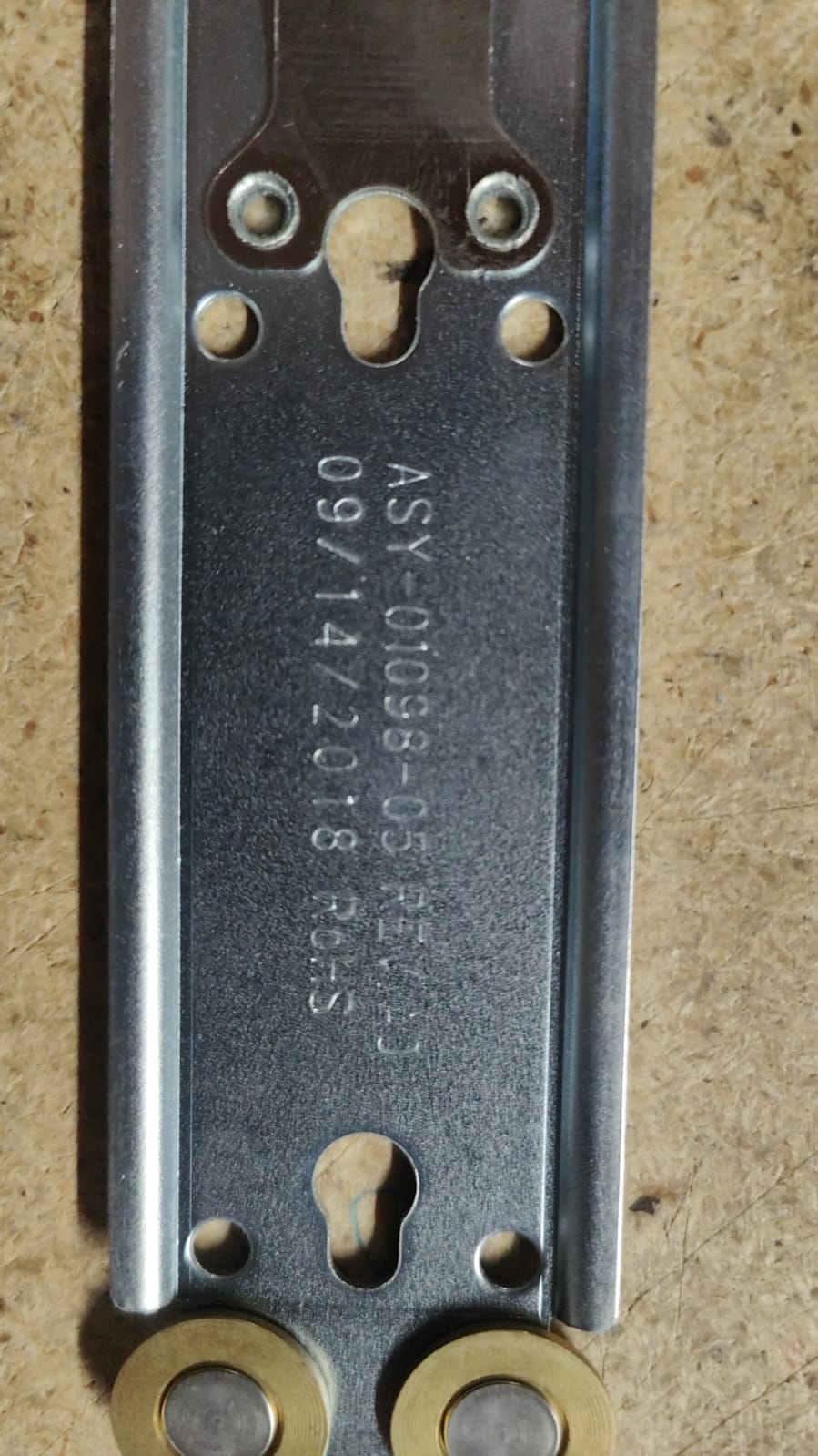 Arista Networks ASY-01098-05 1RU Rackmount for DCS-7050 z5