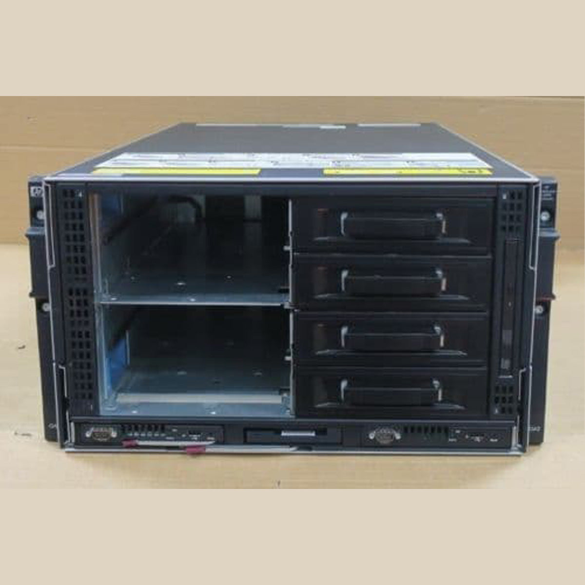 HPE BladeSystem c3000 Enclosure  inc 6 Hot-Plug Fans  2nd :696910-B21: Alt () Other //
