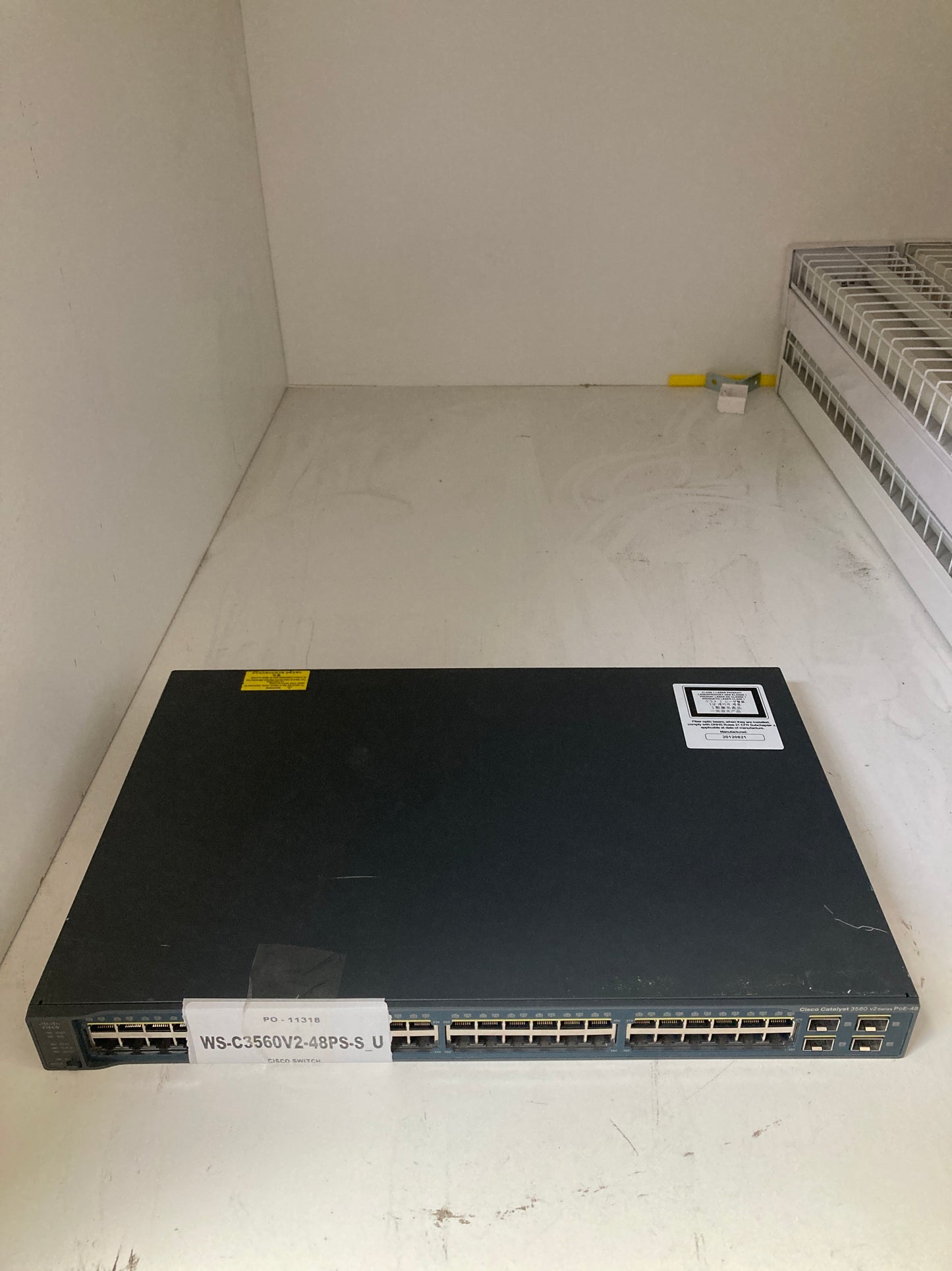 WS-C3560V2-48PS-S Cisco Catalyst 8x Ethernet POE 10 100 ports 4x SFP Gigabit Ethernet ports  2nd :WS-C3560V2-48PS-S: Alt () Other //