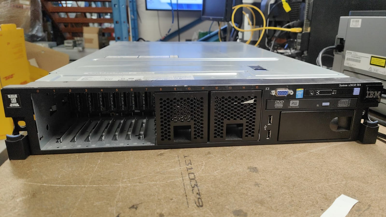 IBM X3650 M4 w/ Intel Xeon (8-Core) E5-2650 V2 96 GB 2nd :: Alt () Other //