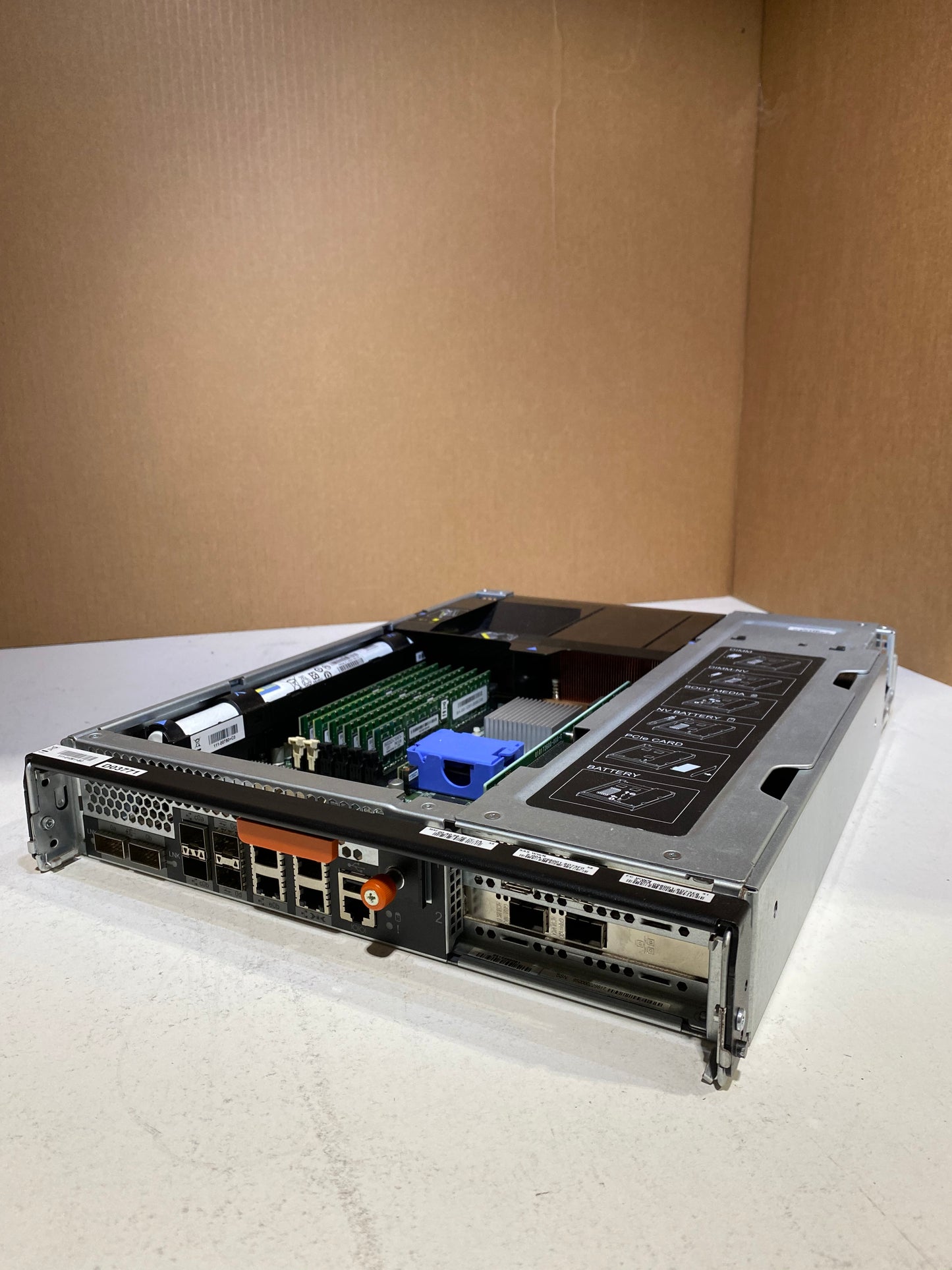 NetApp X3654A-R6 Controller 111-01062 for FAS3250 2nd :X3654A-R6: Alt () Other //