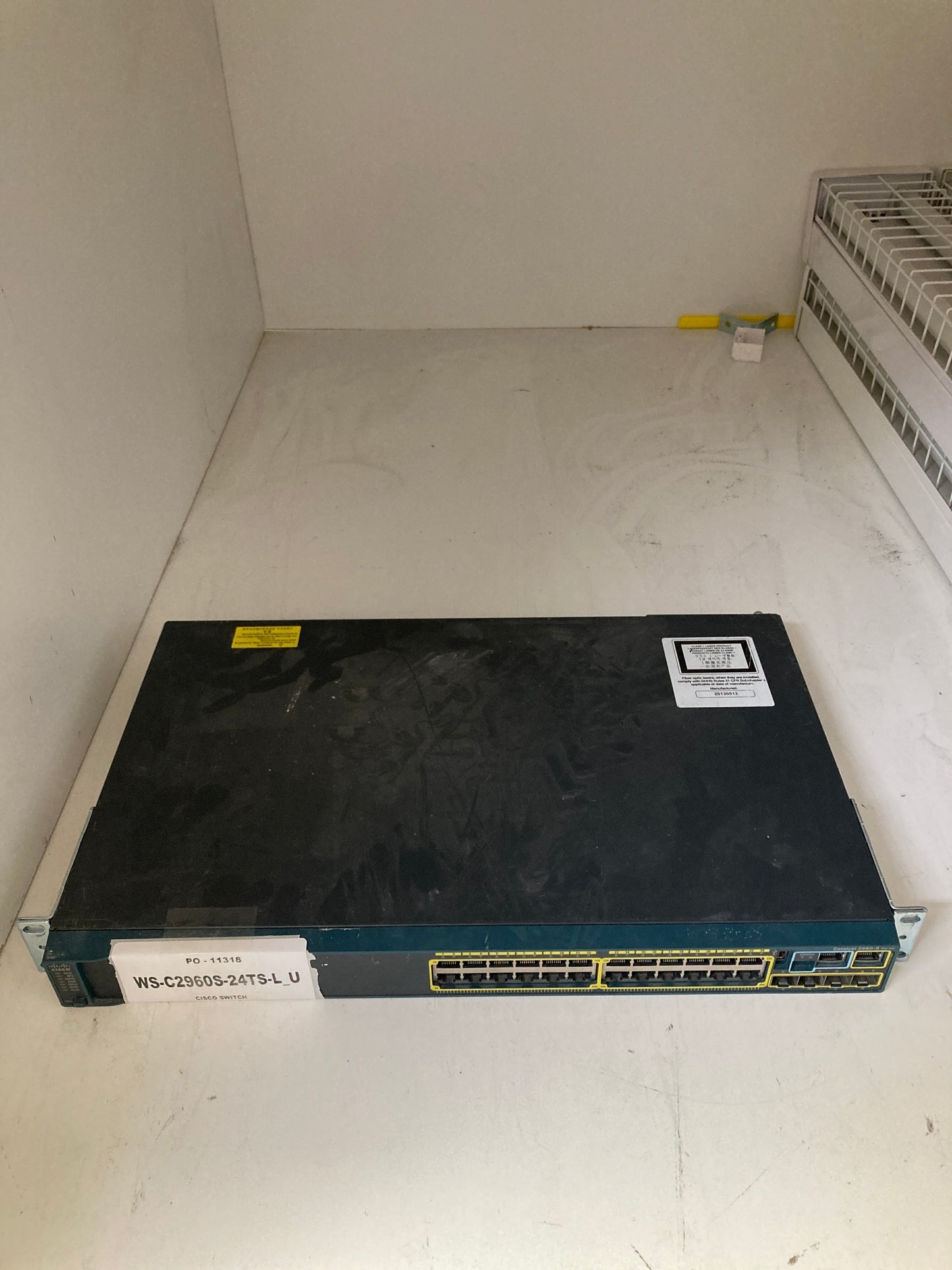 Cisco Catalyst 2960S Stack 24GigE 4xSFP LAN Base Ethernet Switch