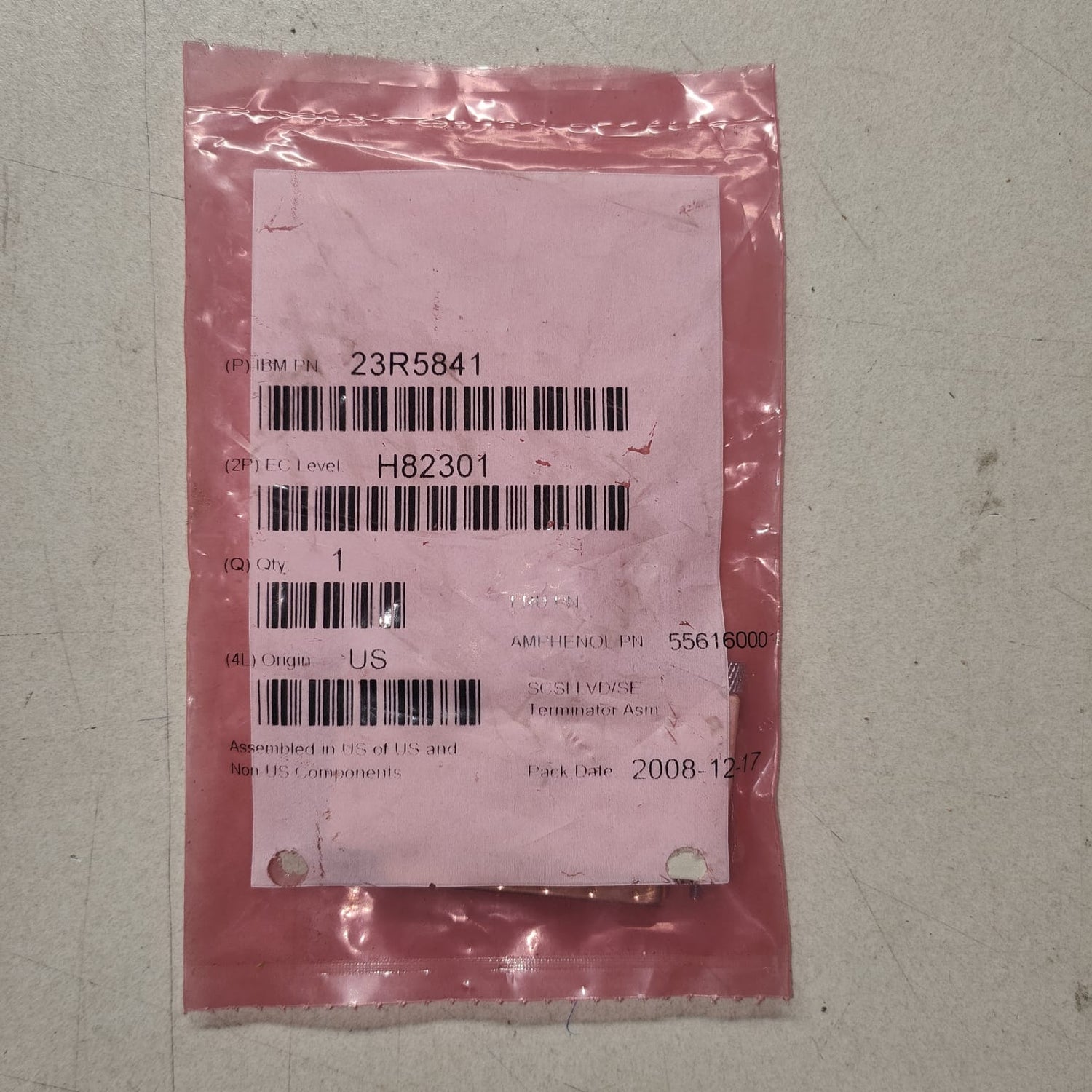 IBM 3580 SCSI 2 LVD/SE TERMINATOR PN:23R5841 2nd :23R5841: Alt () Other //