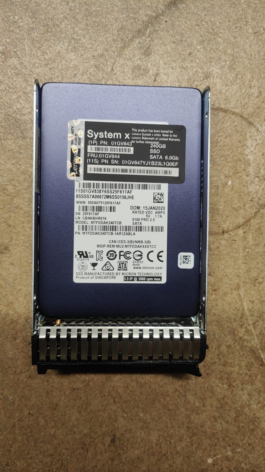 Lenovo 01GV843 240GB 5100 Enterprise Mainstream SSD SATA 2.5" G3HS 01GV843 ZZ 2nd :: Alt () Other //