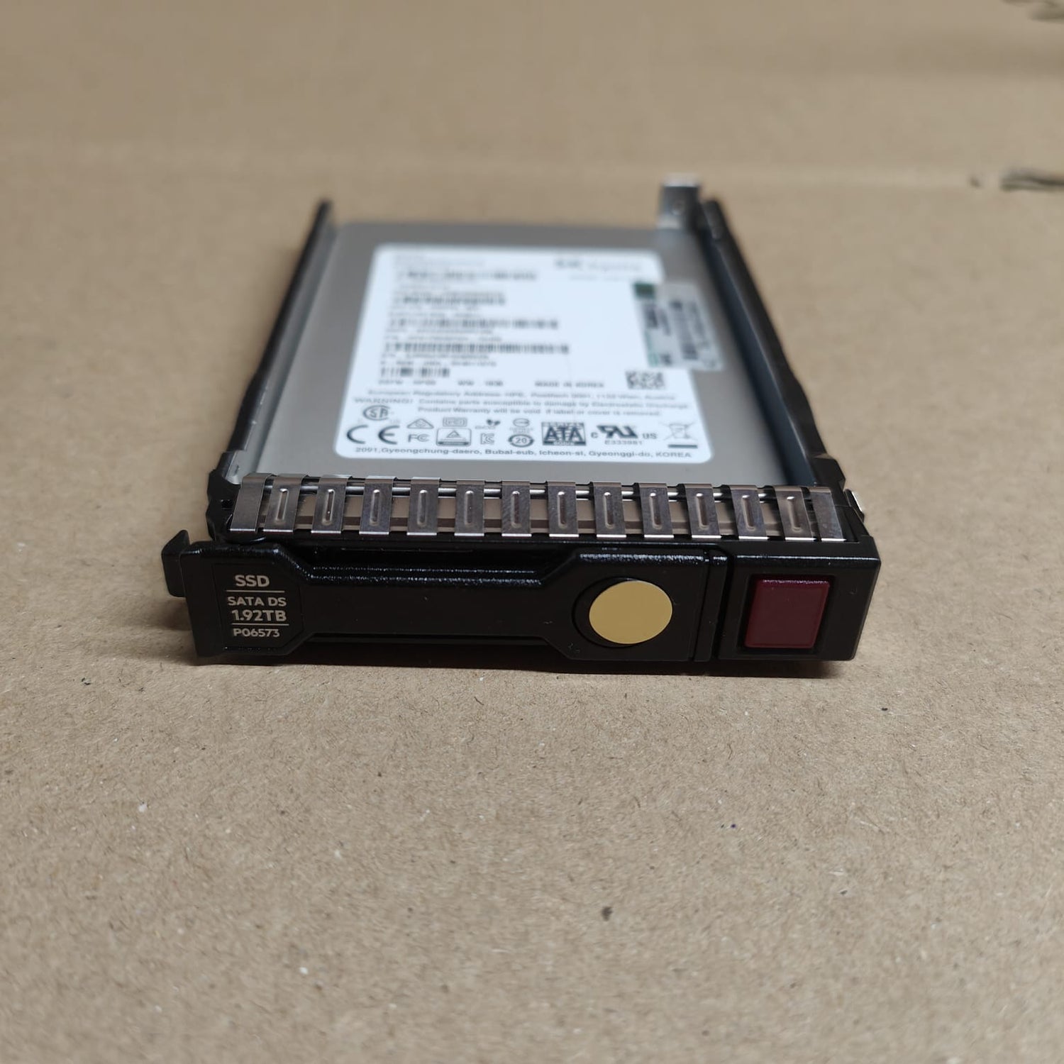 HP 1.92TB 2.5in DS SATA 6G SC Read Intensive G9 G10 SSD 2nd : P06573-001: Alt () Other //