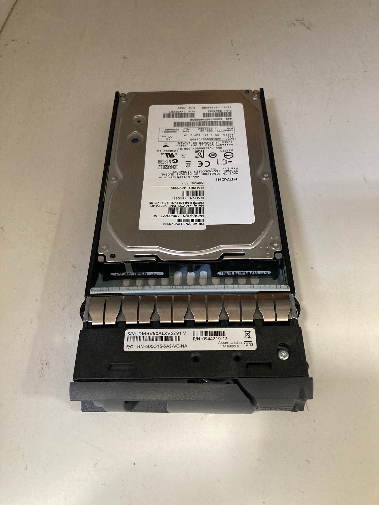 NetApp IBM 600GB 15K SAS HDD for DS4243 EXN3000 46X0886 46X0884 MANUFACTURED BY HITACHI PN:X412A-R5 2nd :X412A-R5: Alt () Other //