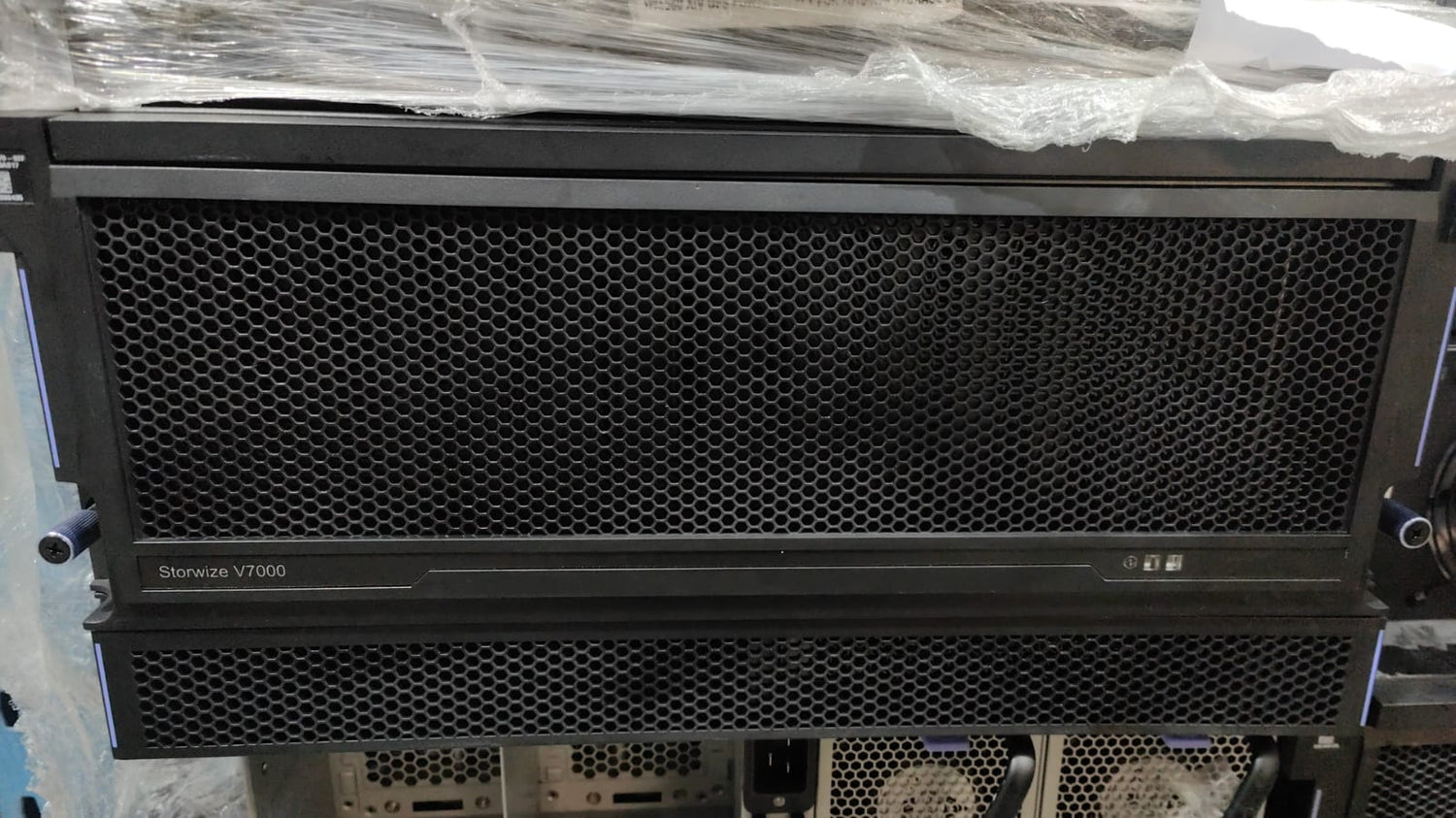 2076-92F IBM V7000 Gen3 High Density LFF Expansion Enclosure 01LJ950 2nd :: Alt () Other //