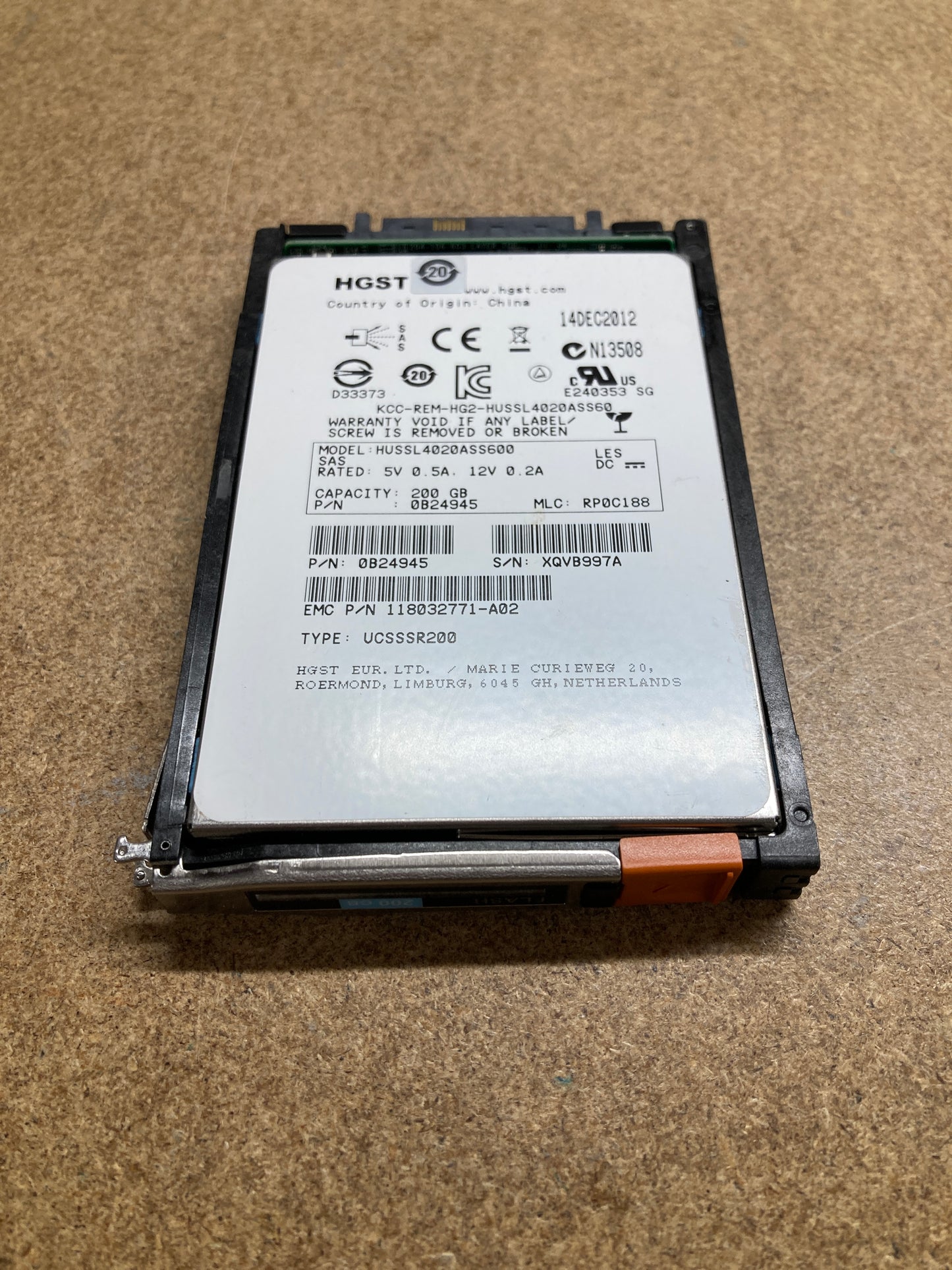 005049264 EMC 200GB SSD 2.5 Flash Drive VX-2S6F-200 2nd :V2-2S6F-200: Alt (V3-2S6F-200) Other /118032771 HUSSL4020ASS600/