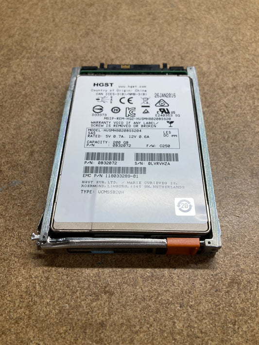 005051137 EMC 200GB 2.5" 6Gbps SAS SSD For VNX 2nd :: Alt () Other //