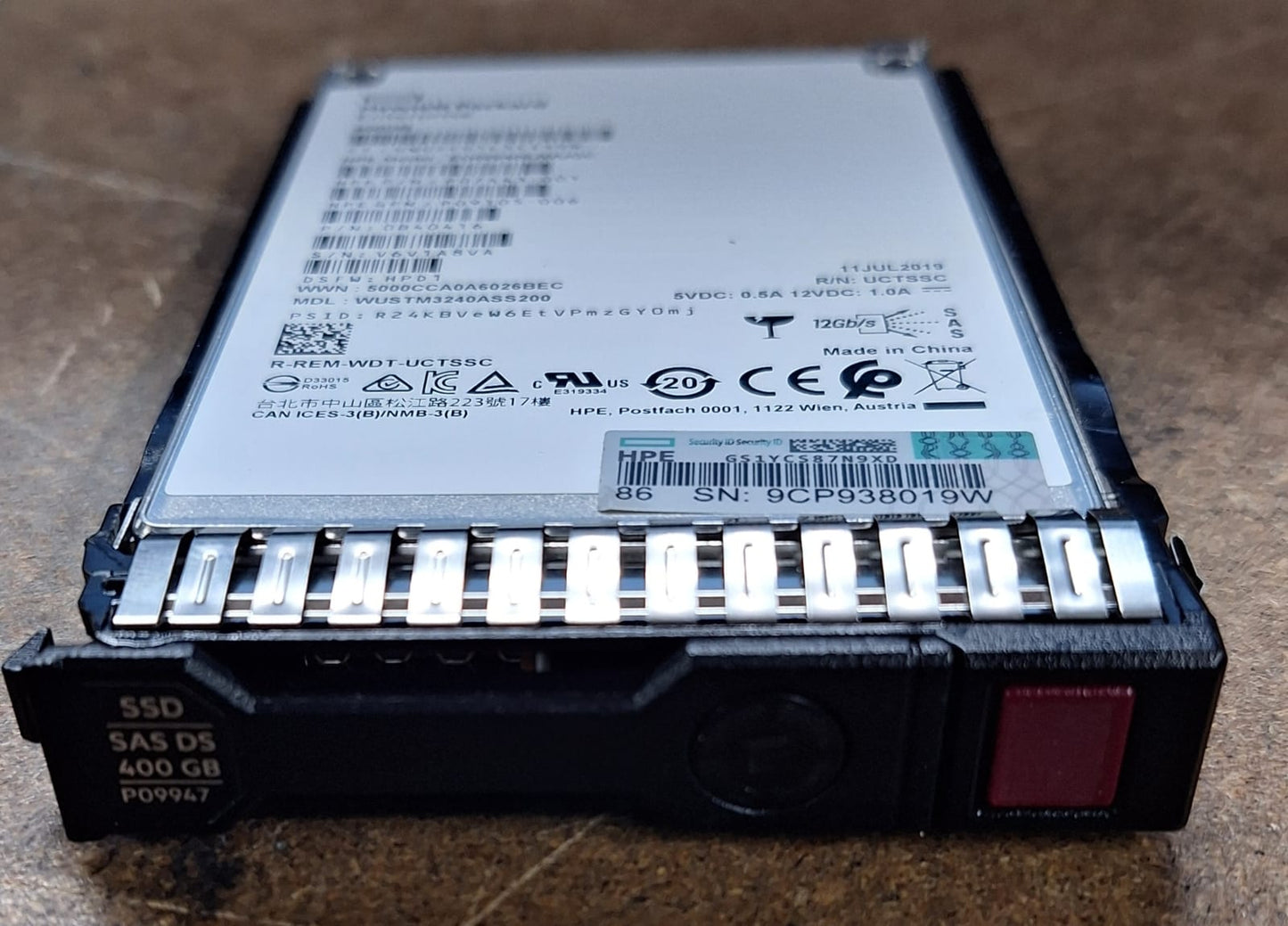 P09098-B21 HP G8-G10 400-GB 2.5 SAS 12G WI DS SSD 2nd :: Alt (P09947-001) Other :: HPE MODEL: EO0004000JWUGC, HPE P/N: P07443-001, HPE GPN: P09105-006, P/N: 0B40416