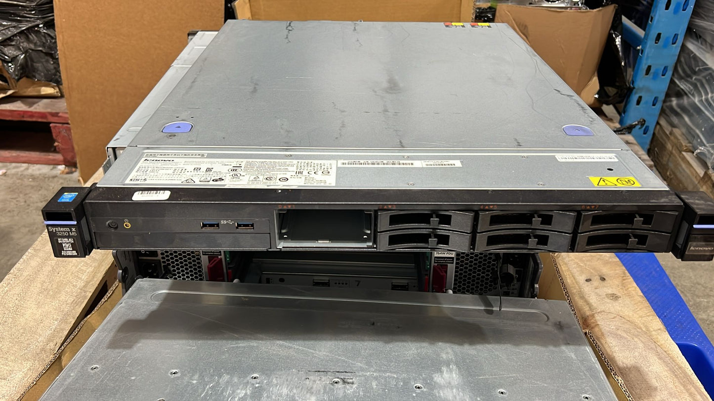 IBM 5458-AC1 1RU Server  Rackmount Server X3250 M5