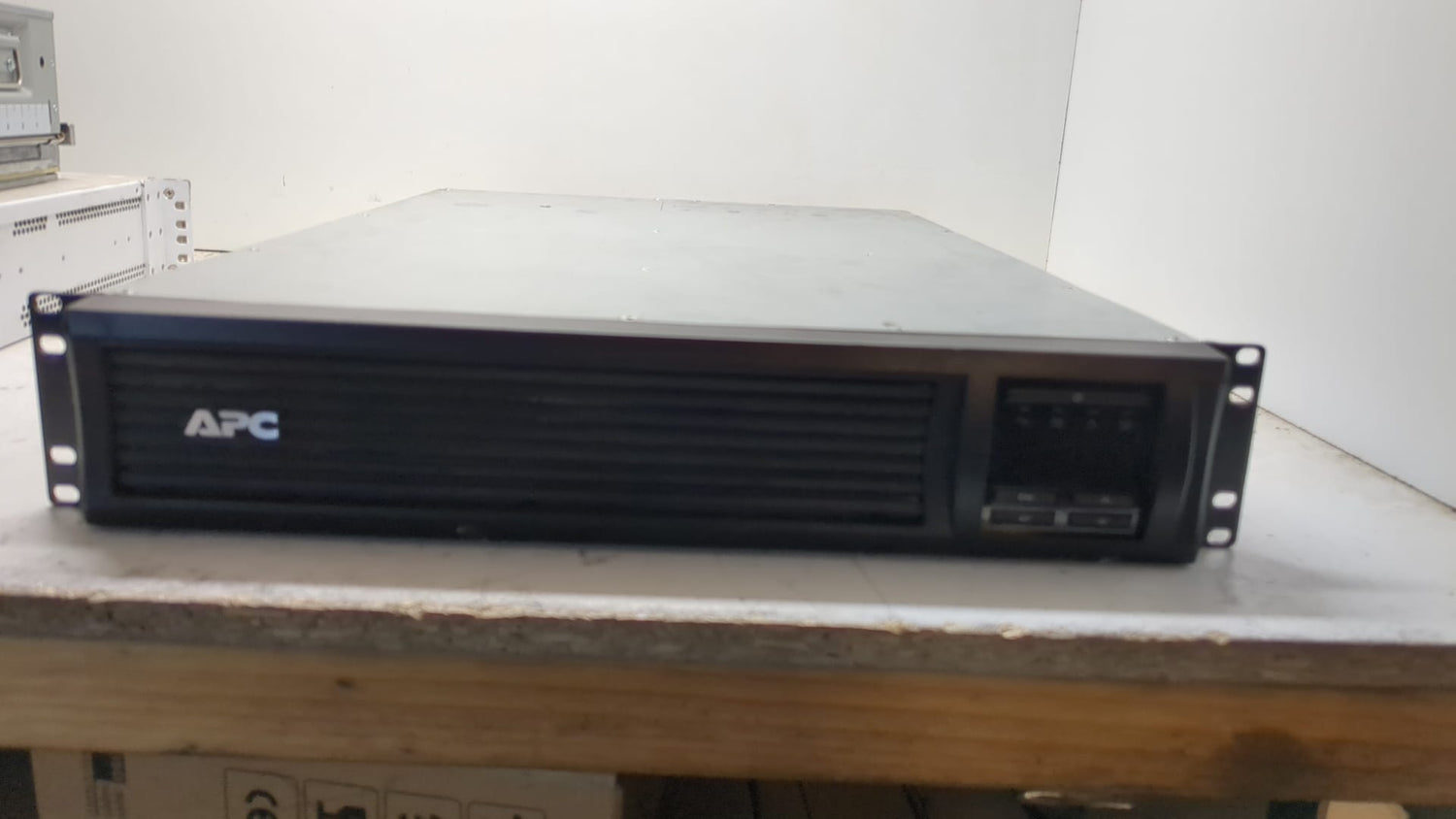 APC Smart UPS 2700W SmartSlot DLA3000RMI2U 2nd :DLA3000RMI2U: Alt () Other //