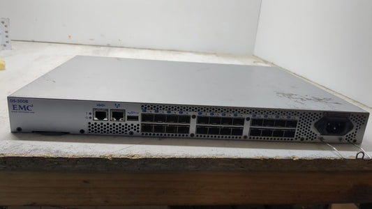 Brocade EMC DS-300 8GB FC SAN Switch 24-Port Fibre Channel Switch PN:100-652-541 2nd :100-652-065-8Active: Alt (BR-300) Other /