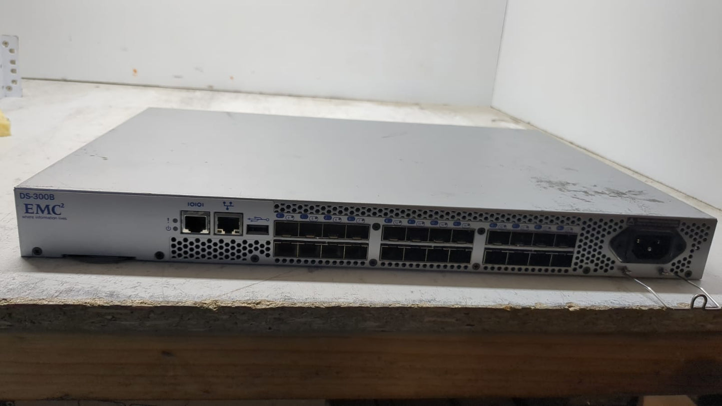 Brocade EMC DS-300 8GB FC SAN Switch 24-Port Fibre Channel Switch