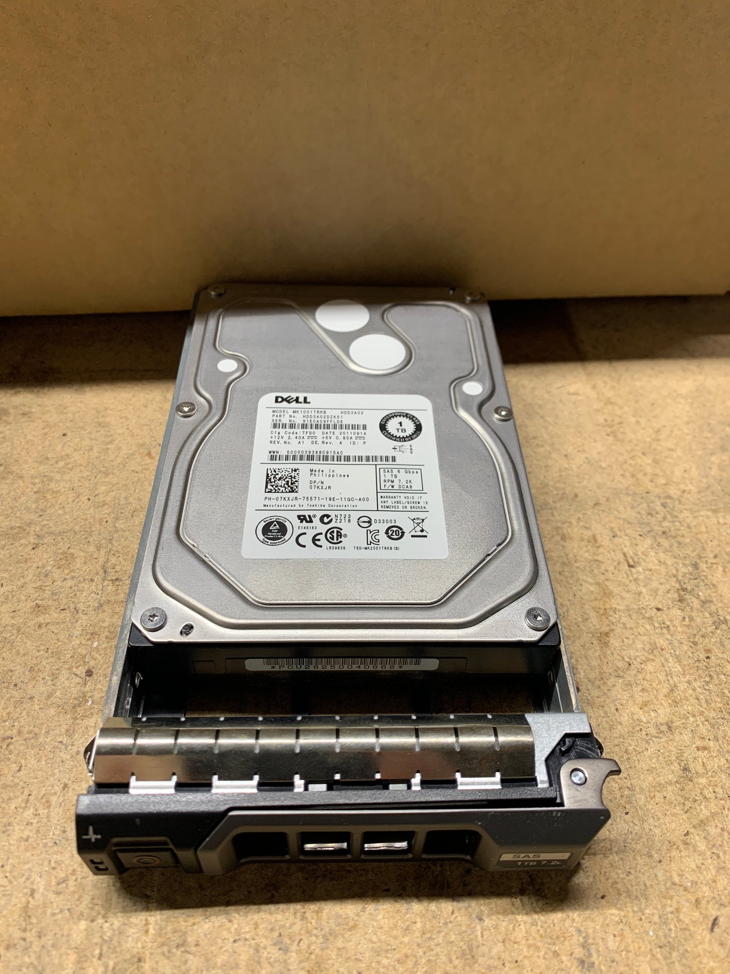 Dell 1TB 7.2K 6Gb/s SAS 3.5" Hard Disk Drive 7KXJR  2nd :07KXJR: Alt () Other Toshiba MK1001TRKB/