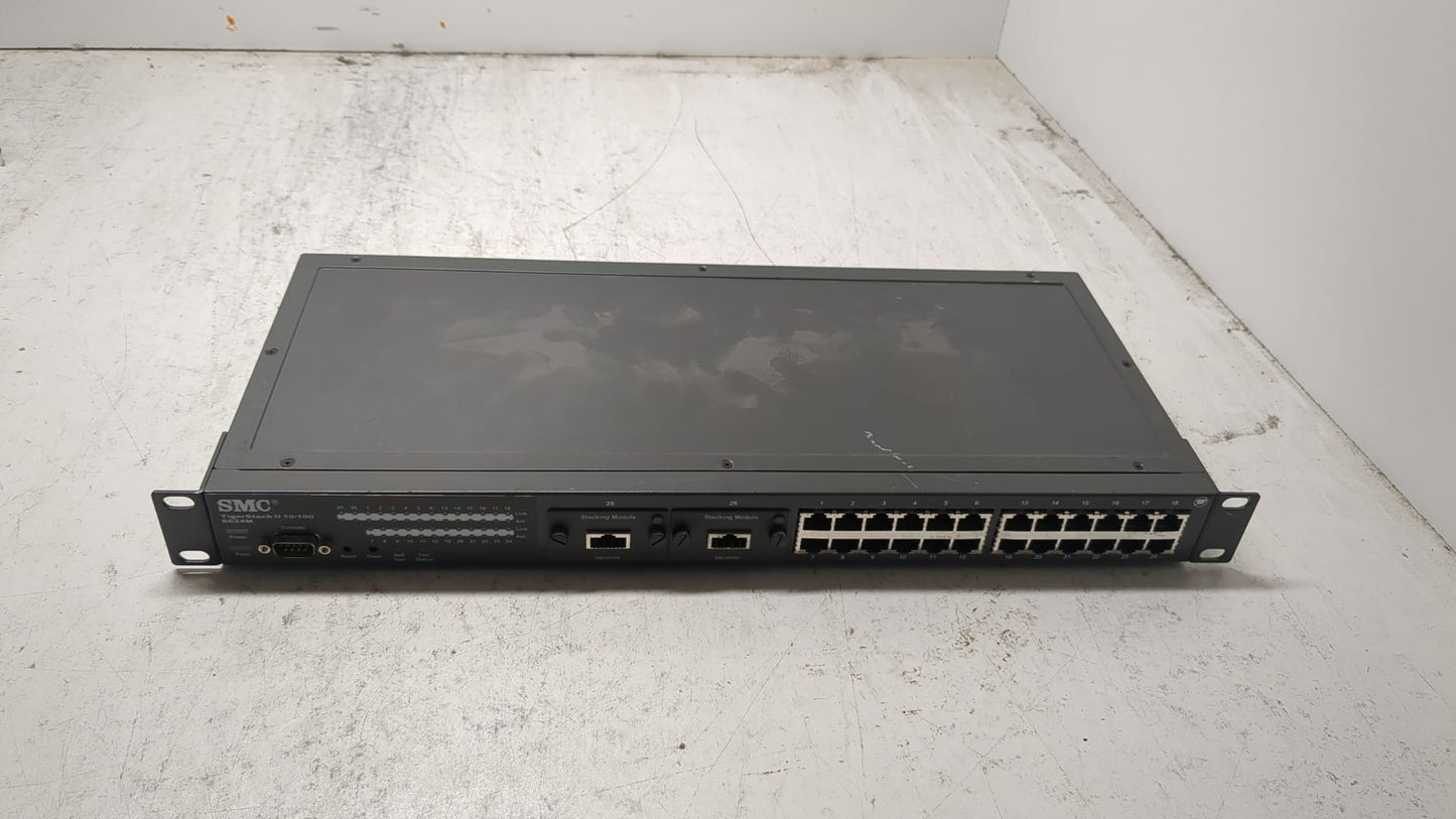 SMC TigerStack II 10/100 SMC6624M Ethernet Switch  2nd: Alt () Other //