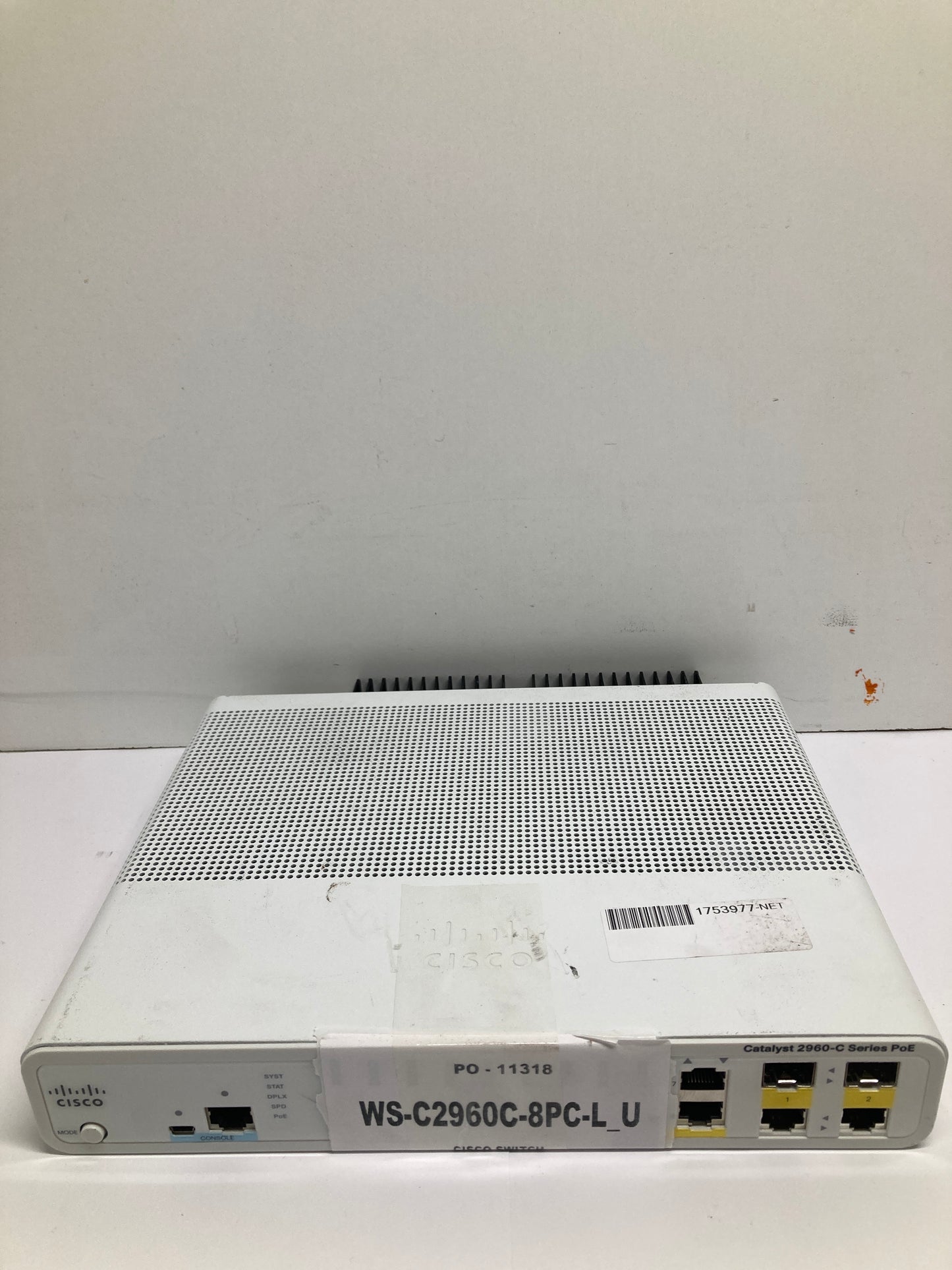 Cisco 8 Port PoE 2960C Ethernet Switch PN: WS-C2960C-8PC-L 2nd :WS-C2960C-8PC-L: Alt () Other //