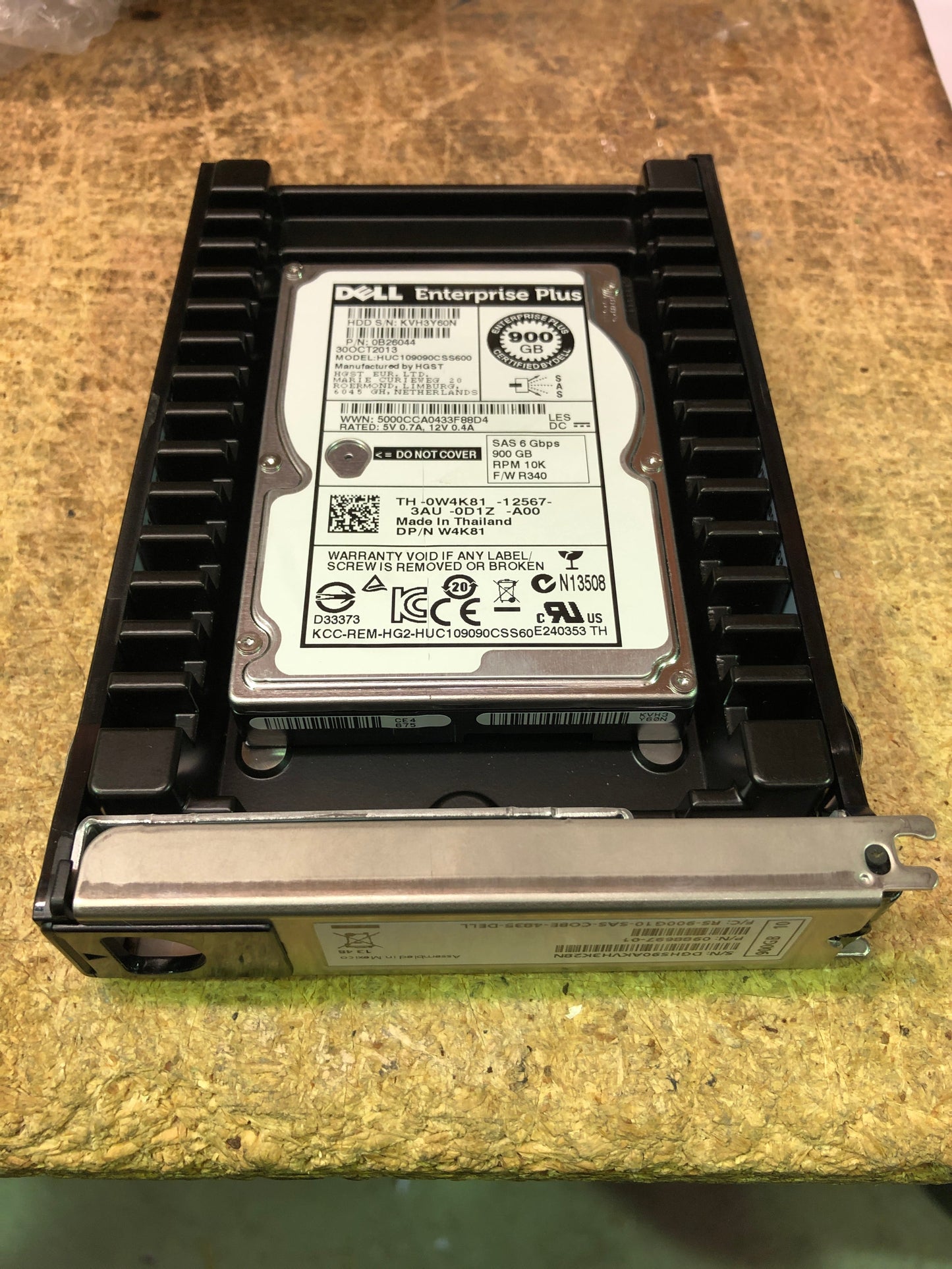 Dell Equallogic W4K81 900GB 10K 6G SAS drive PS6500X PS6510 0988697-01