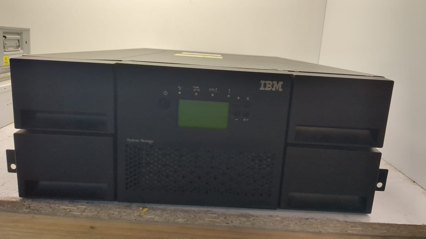 IBM System Storage TS3200 Tape Library Express Model F4H