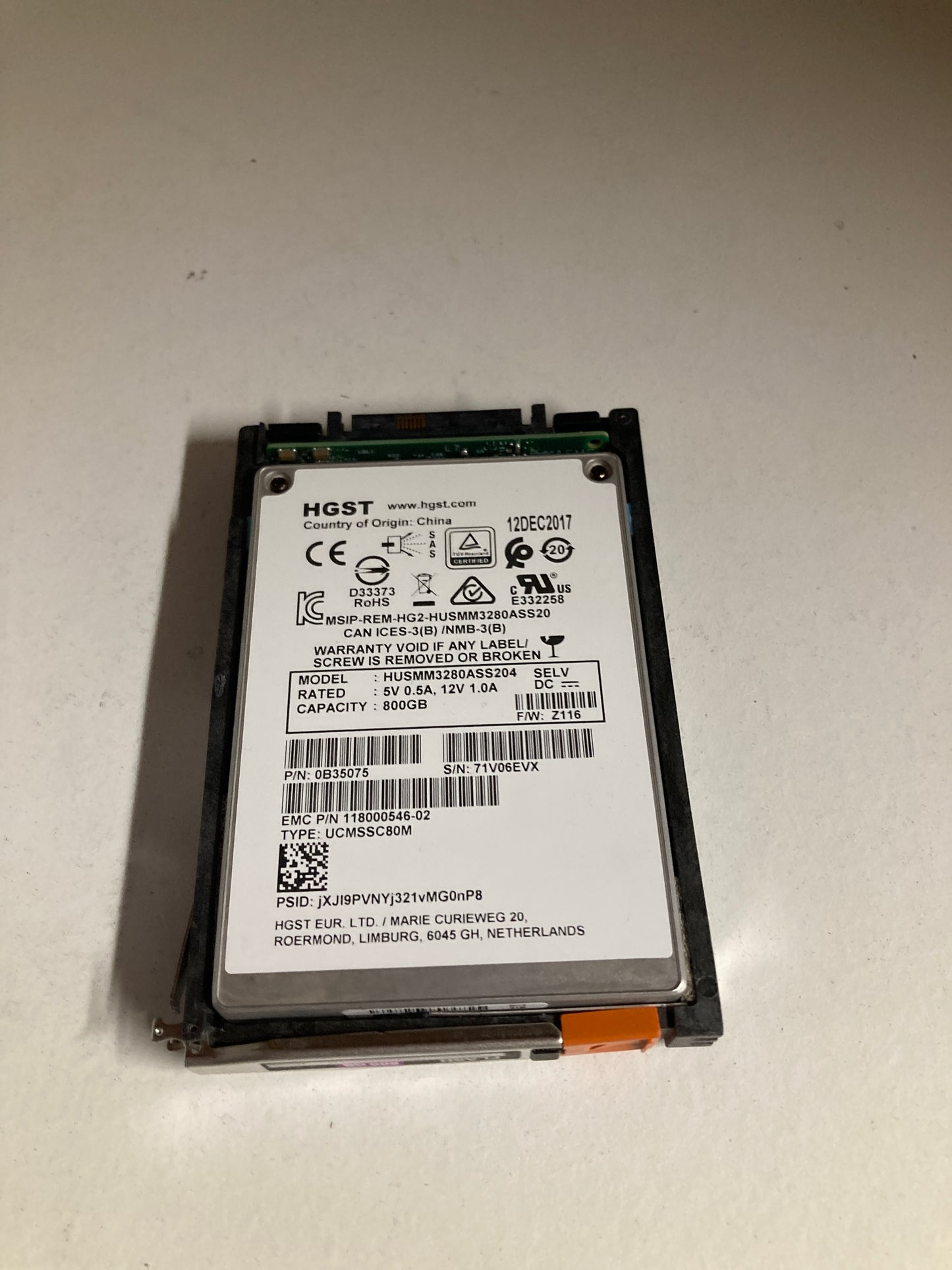 EMC 800GB 12G 2.5inch SAS FLASH SSD PN: 005052220 2nd :005052220: Alt () Other /HUSMM3280ASS204 0B35075/