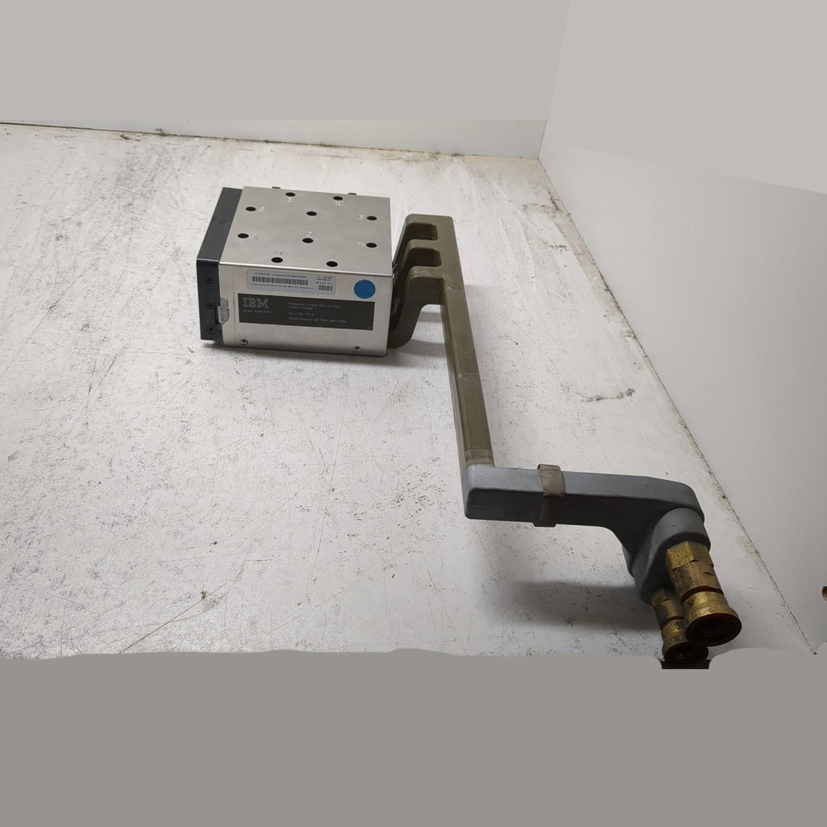 IBM zEnterprise  IBM 45D4437 Evaporator Assembly, refrigerated Heatsink 2nd:: Alt () Other