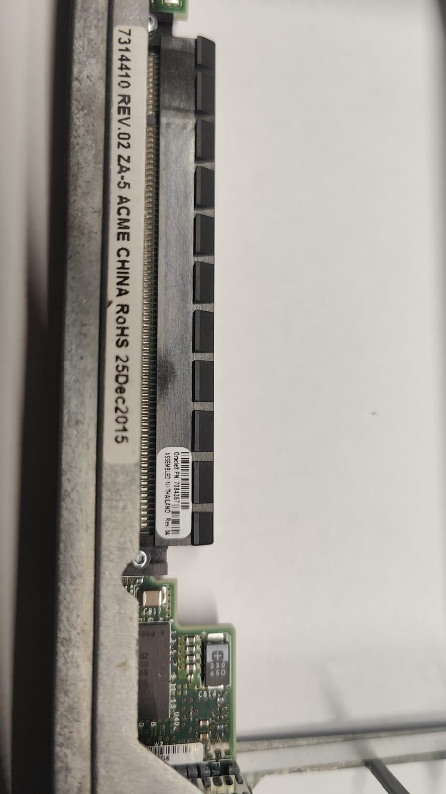 Oracle T5-4 PCI Express Carrier Assembly PN:7314411:2nd :: Alt () Other //