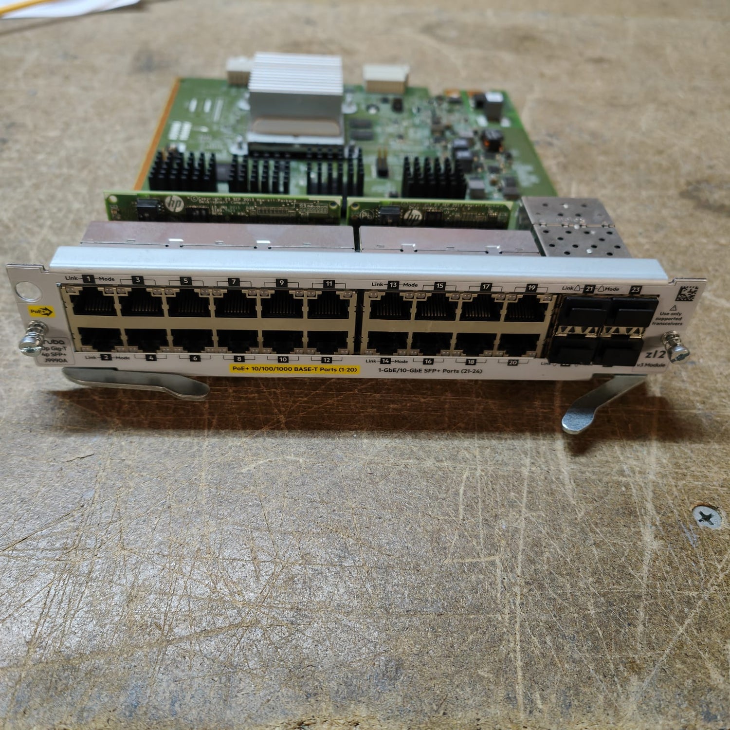 HP J9990A 20P POE+ 4P SFP+ V3 ZL2 MODULE  2nd :: Alt () Other //