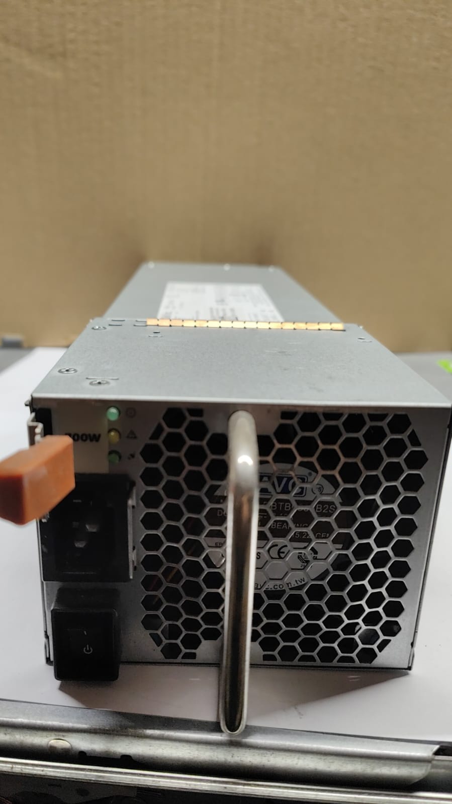 DD20N Dell PSU 700W Hot Swap H700e-s0 EqualLogic